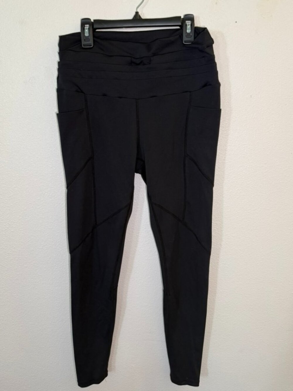 CVG Leggings Size medium.  (item #11)